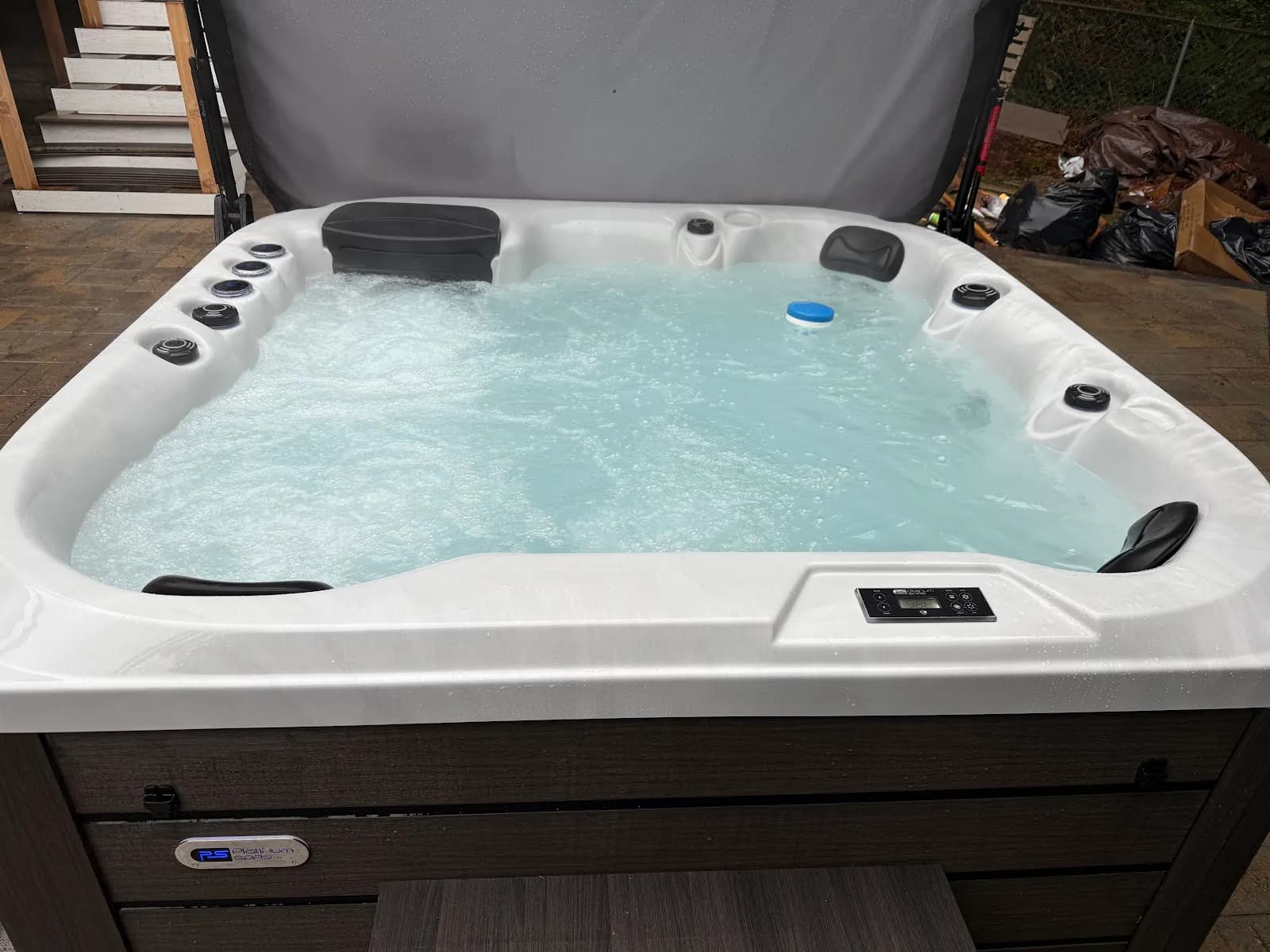 Customer photo shared with Laura Beaton's five-star Google review